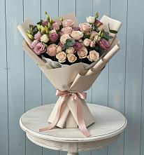Букет цветов из:  Розы и Лизиантусы в Чулки-Соколово