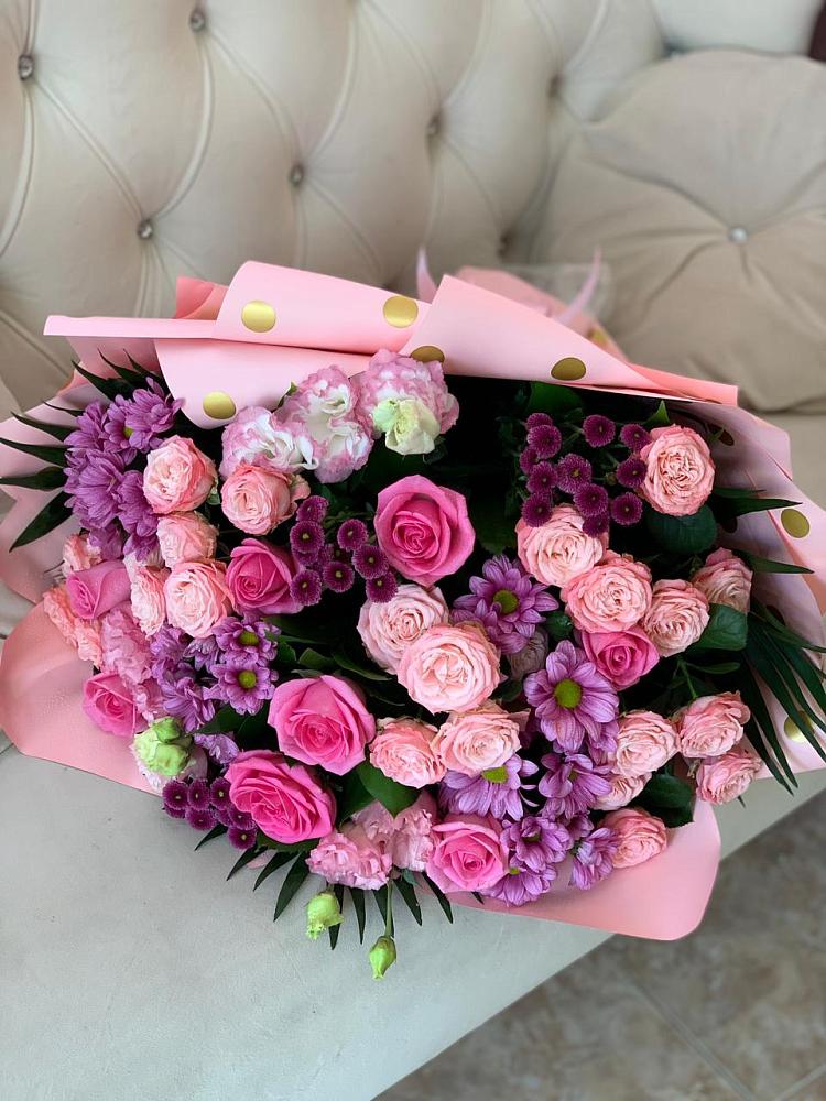 Букет цветов из: Хризантемы, Розы и Лизиантусы в Чулки-Соколово