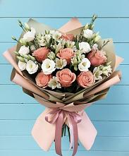 Букет цветов из:  Розы, Альстромерии и Лизиантусы в Чулки-Соколово