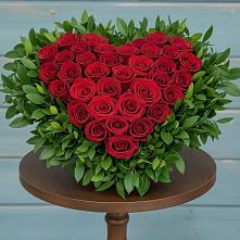 Цветочная композиция из Розы в виде сердца в Чулки-Соколово