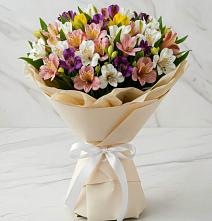 Букет цветов из:  Альстромерии #REPLACE_PRED# Чулки-Соколово