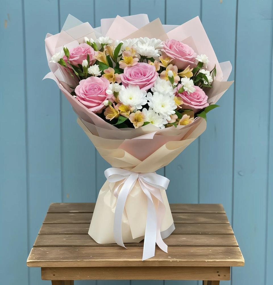 Букет цветов из: Гвоздики, Орхидеи и Розы в Чулки-Соколово