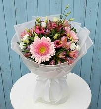 Букет цветов из:  Герберы, Альстромерии и Лизиантусы в Чулки-Соколово