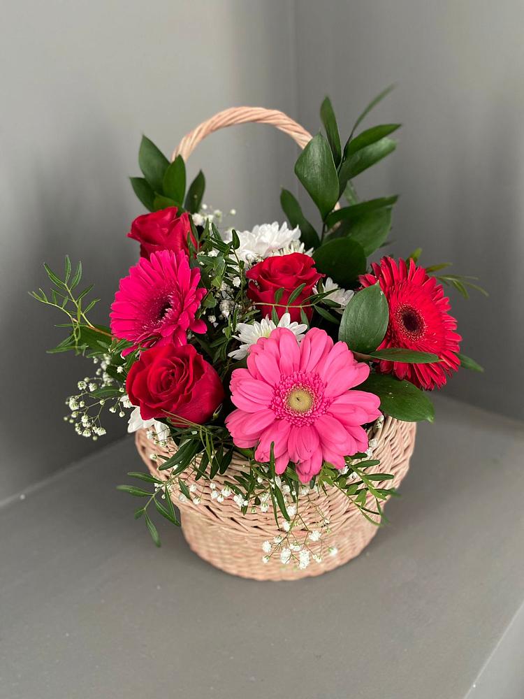 Цветочная композиция из Розы, Хризантемы и Герберы в корзине в Чулки-Соколово