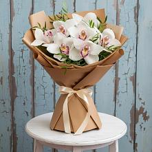 Букет цветов из:  Орхидеи и Розы в Чулки-Соколово